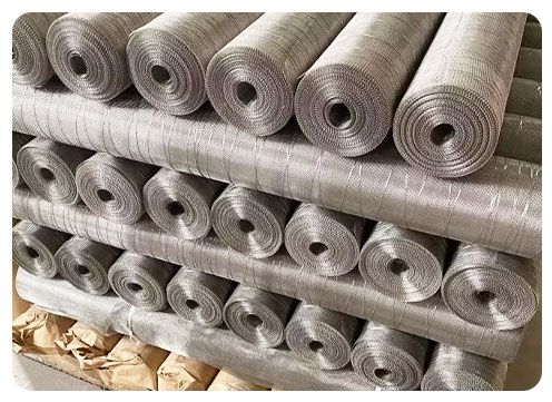 Packaging of 316 and 316L stainless steel wire mesh