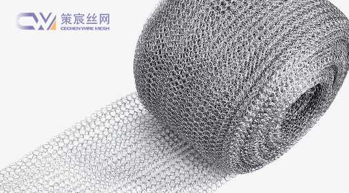 Flattened type knitted wire mesh