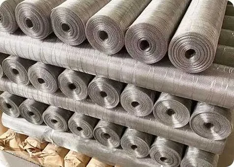 Packaging of 316 and 316L stainless steel wire mesh